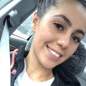 Meet your Posher, Sabrina