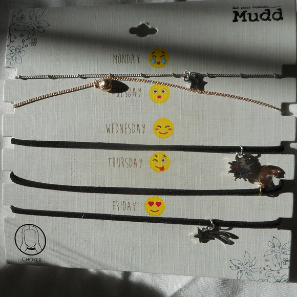 Mudd Jewelry - NWT-Mudd 5 pack of chokers