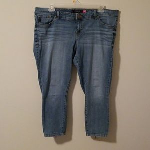 Torrid cropped skinny jeans