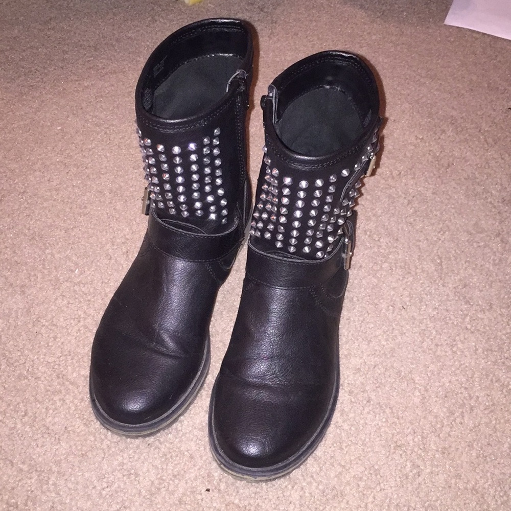 Candies black studded boot size 9M