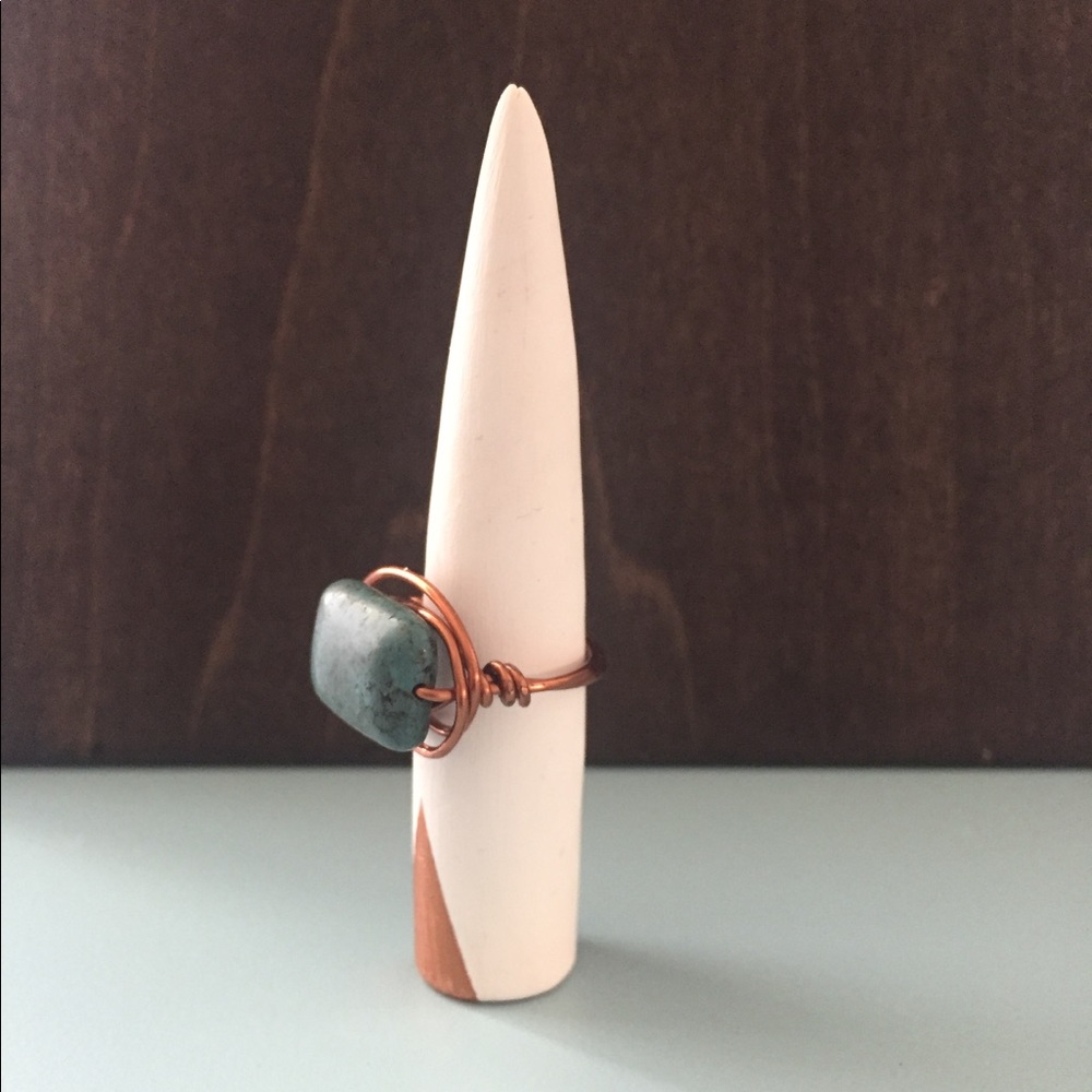 🎁SALE🎁 HANDMADE WIRE RING - Picture 2 of 3