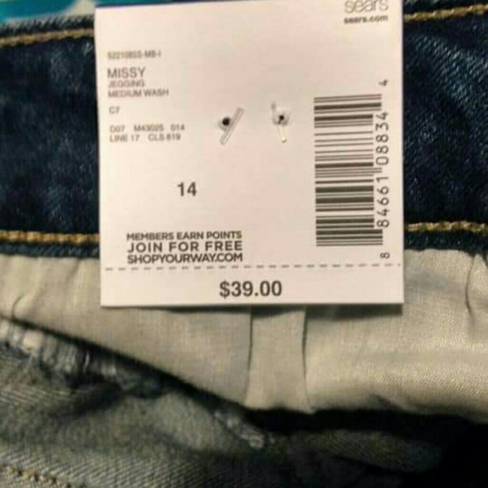 Jeans - Picture 2 of 2