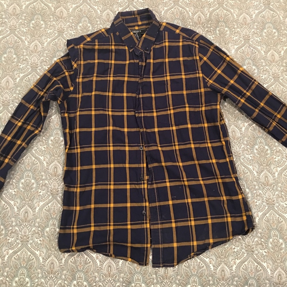 Plaid men’s flannel