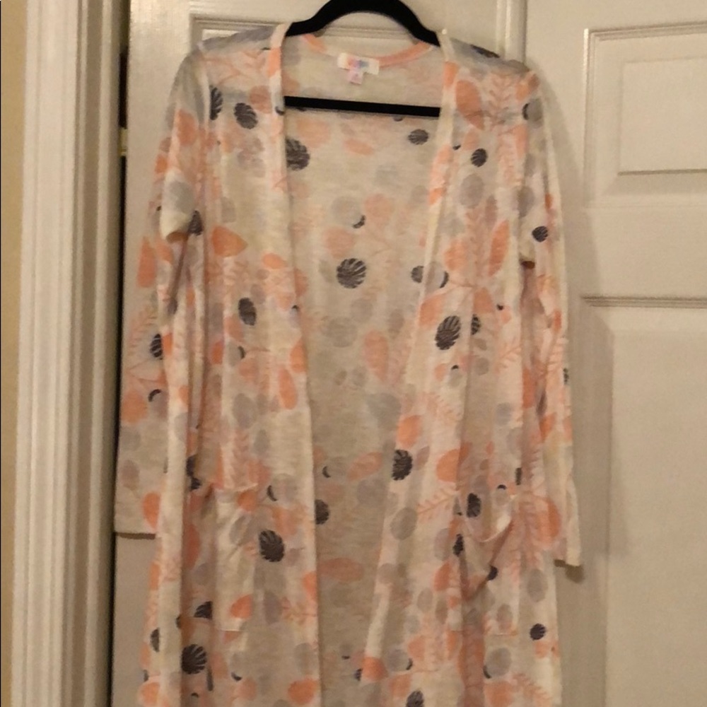 Beautiful Lularoe Sarah
