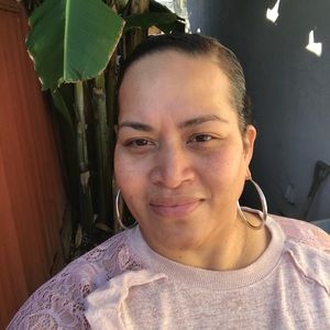 Meet your Posher, Toaila