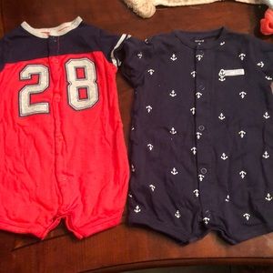 2 carters onesies size 6 months