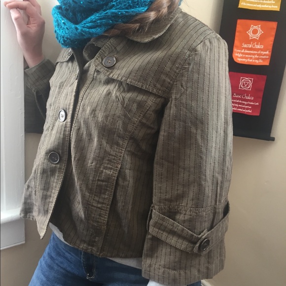 Mrs. Pepper light over jacket - Picture 5 of 7