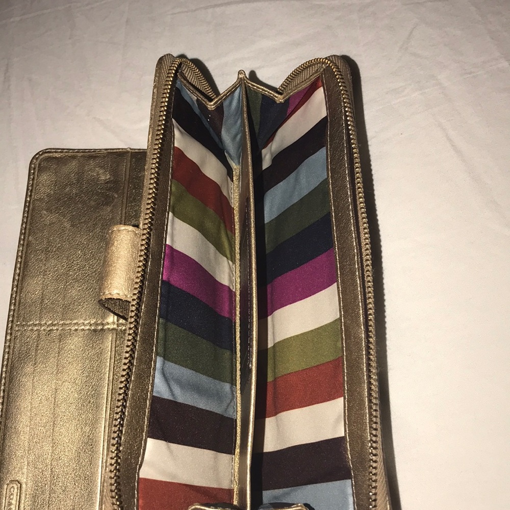 Coach Wallet - Picture 3 of 5