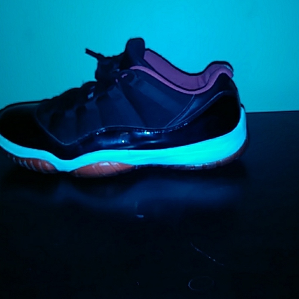 Air jordan 11 low bred