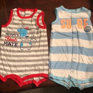 2 carters onesie size 9months
