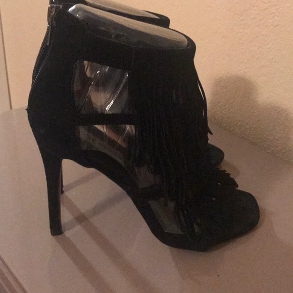 STEVE MADDEN Sandals - Picture 3 of 4