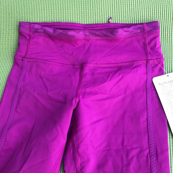 Lululemon run for the days camouflage detail crop - Picture 3 of 8