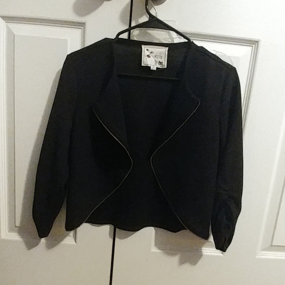 Black quarter length blazer