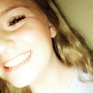 Meet your Posher, Jillian