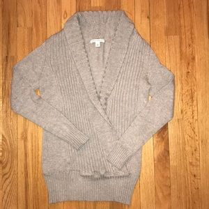 Banana Republic pullover sweater, size Small
