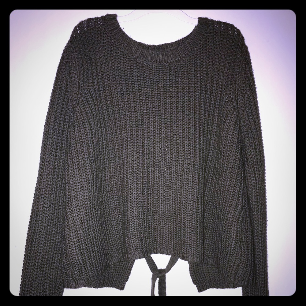 Oversized crop sweater