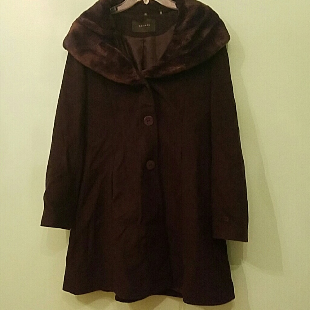 Tahari brown coat 8, 10, M, L