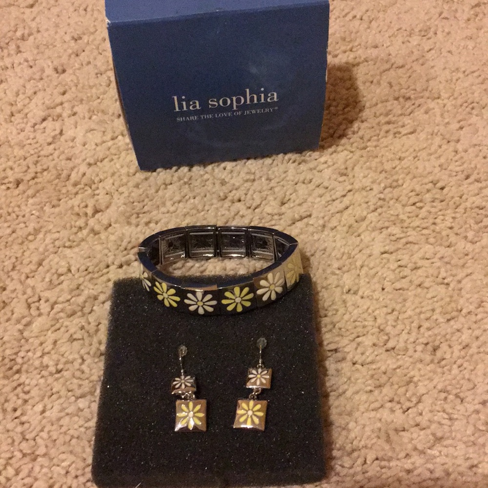 Bracelet and matching earrings