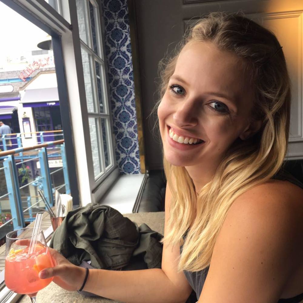 Meet your Posher, Ali