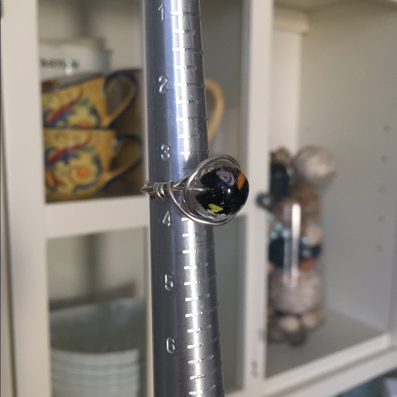 πSALEπ ONE OF A KIND WIRE WRAPPED RING - Picture 3 of 4