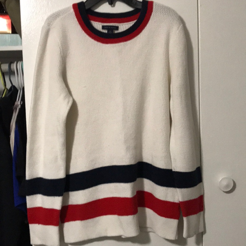 Tommy sweater