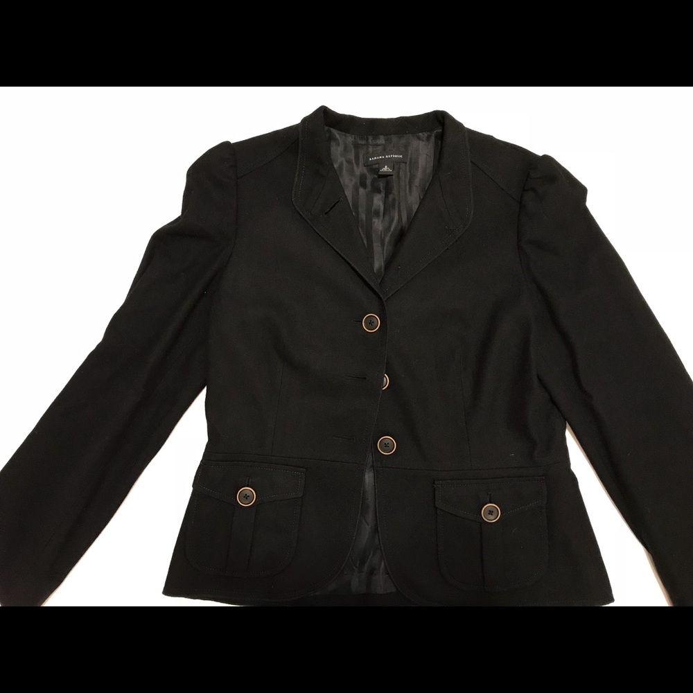 EUC Banana Republic wool blazer/jacket in size 8