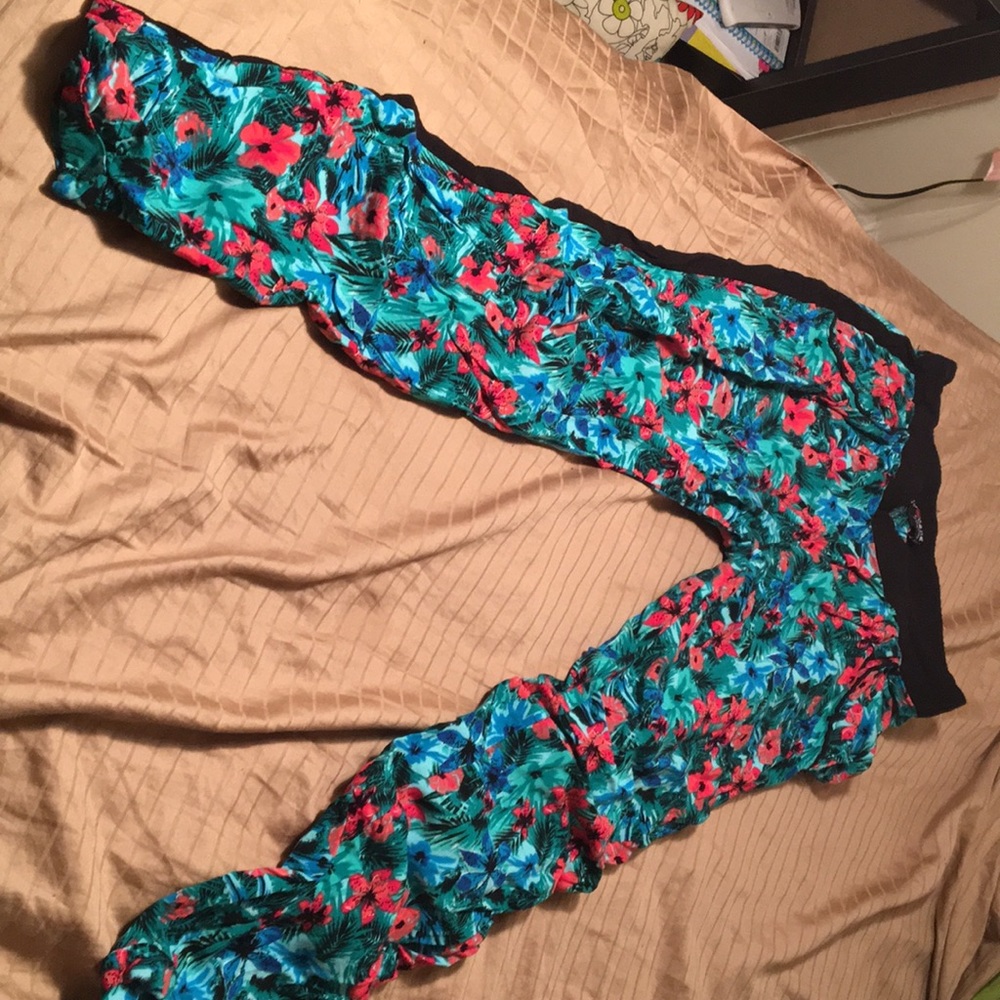Hawaiian Leggings