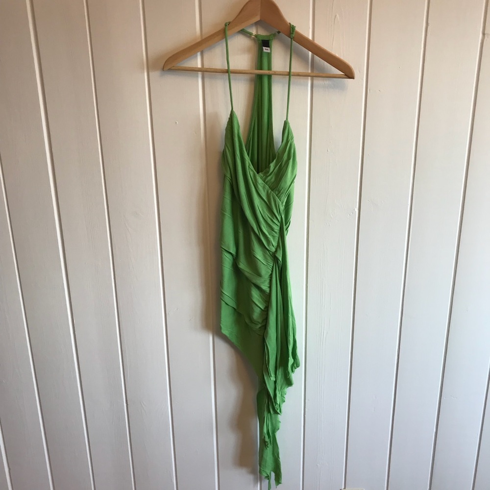 NU strappy tank