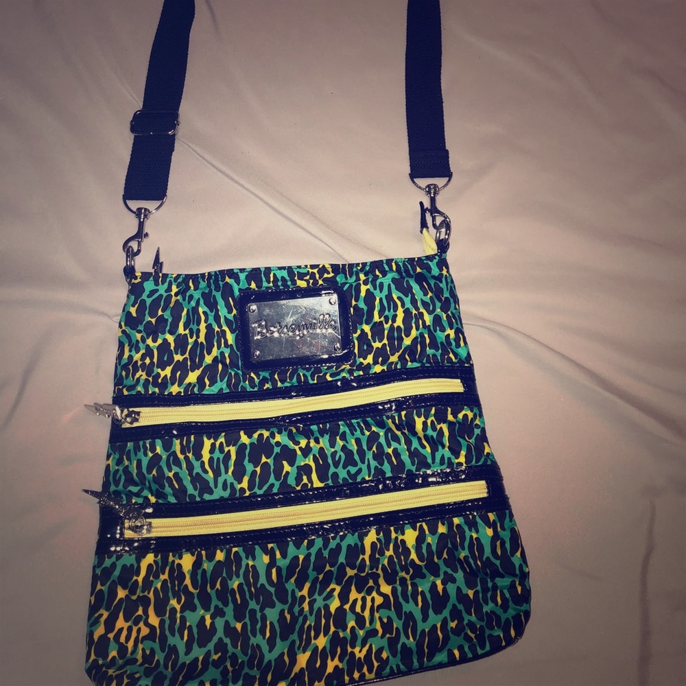 Betseyville crossbody