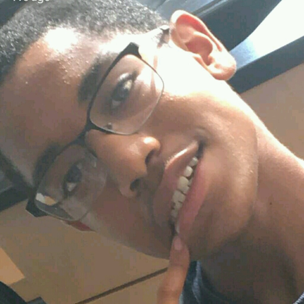 Meet your Posher, Dontavious