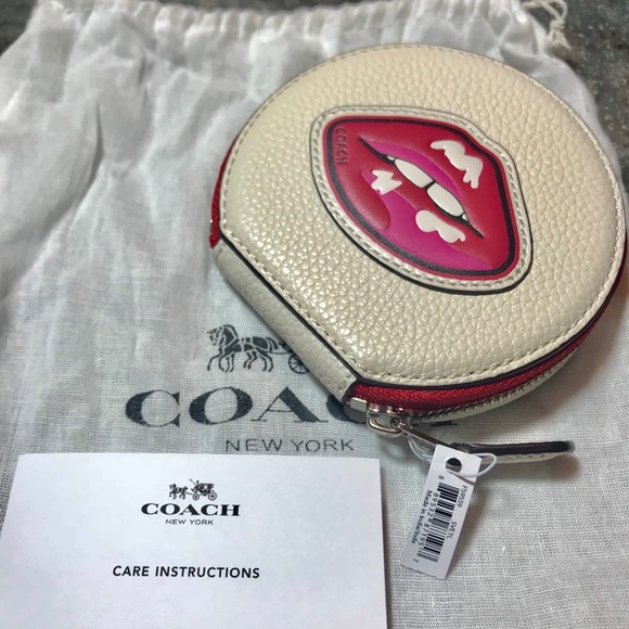 SOLD: Coach Limited Edition Lips Coin Purse - Picture 6 of 6