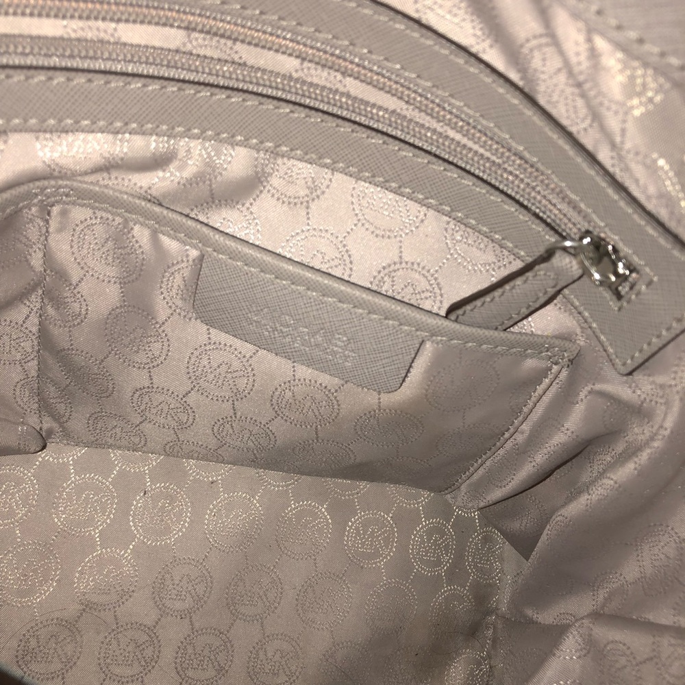 Michael Kors Jet Set Tote Bag Gray - Picture 4 of 4