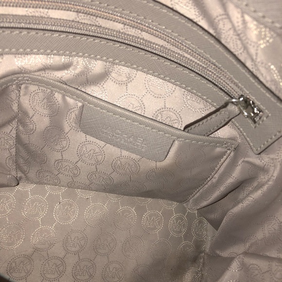 Michael Kors Jet Set Tote Bag Gray - Picture 4 of 4