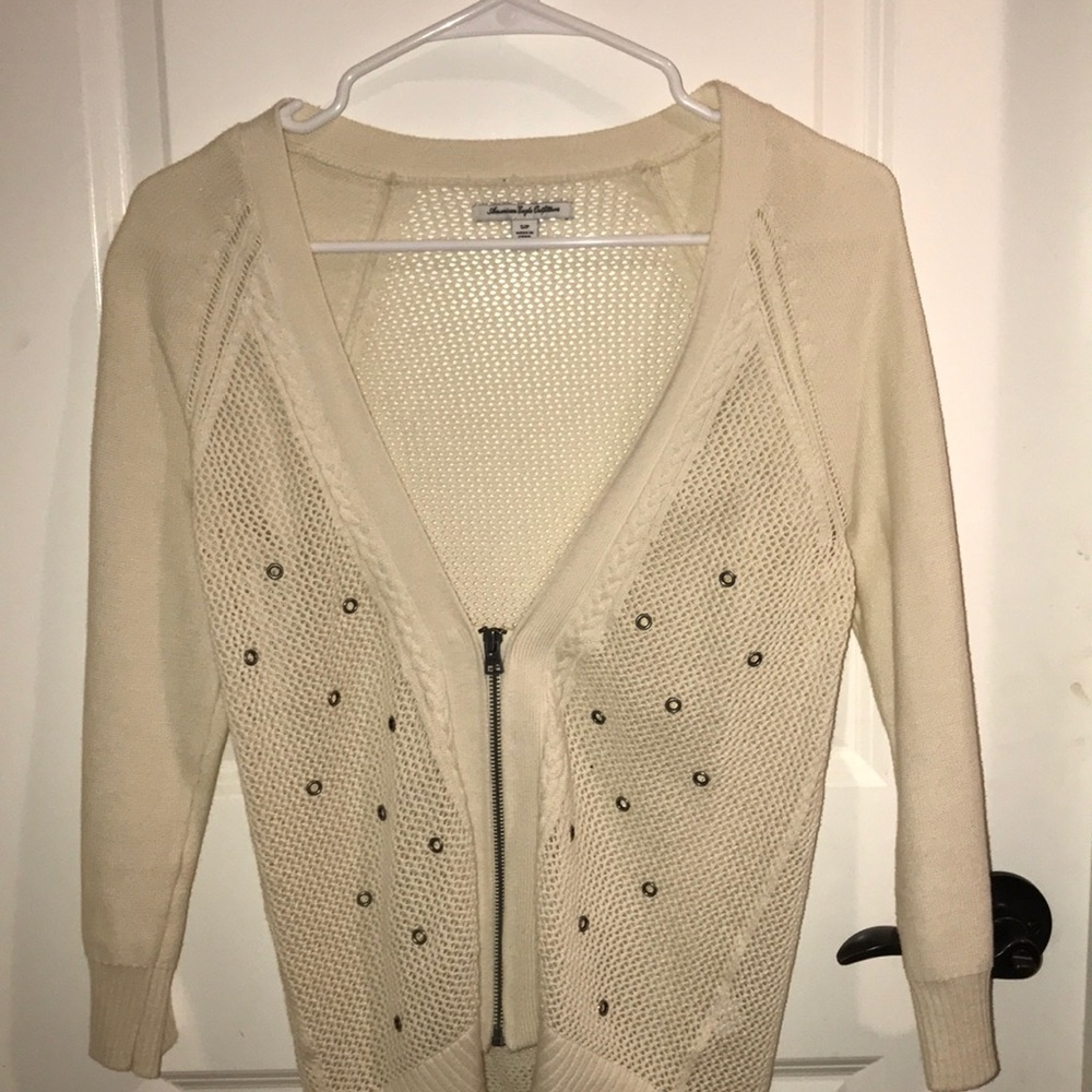American Eagle Knit Cardigan 🌼