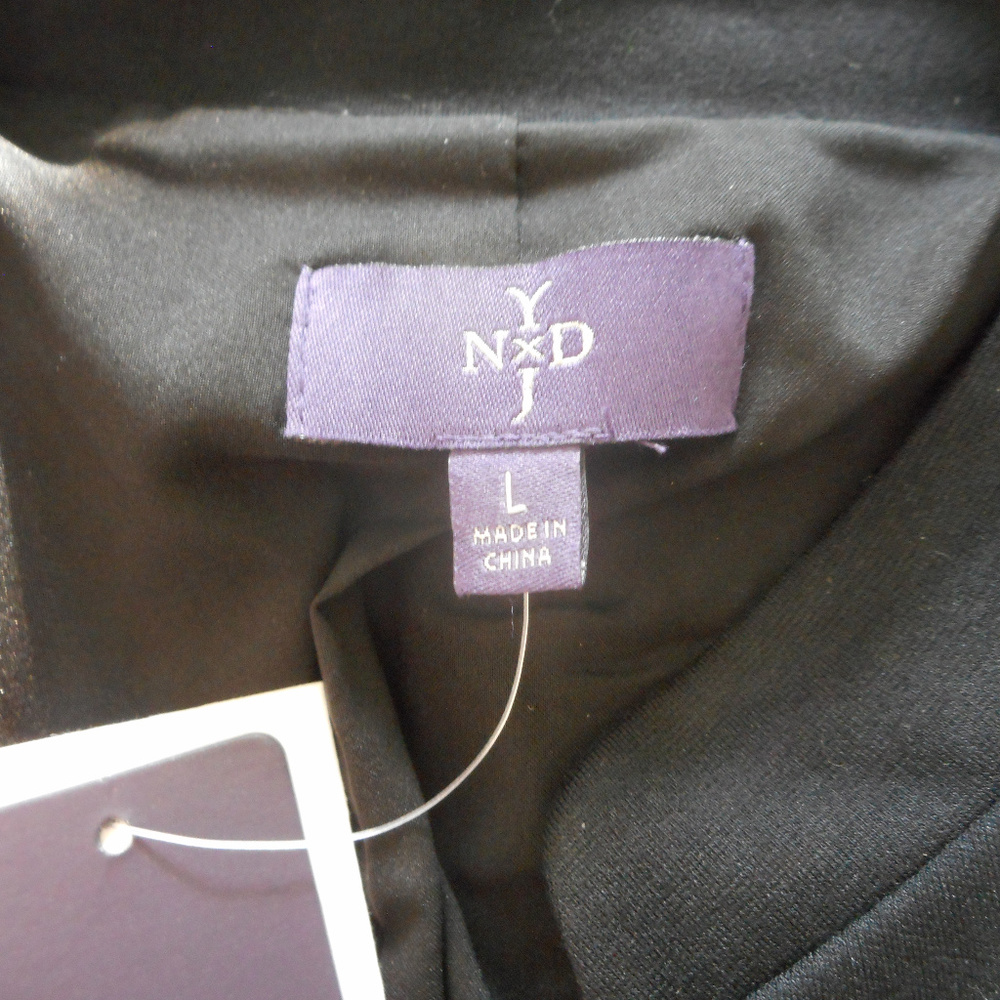 NWT-NYDJ moto style jacket with silver zippers - Picture 2 of 6