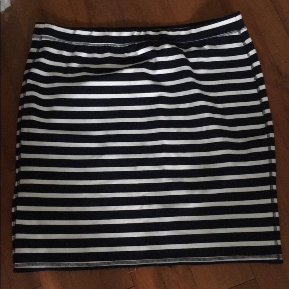 Old Navy skirt