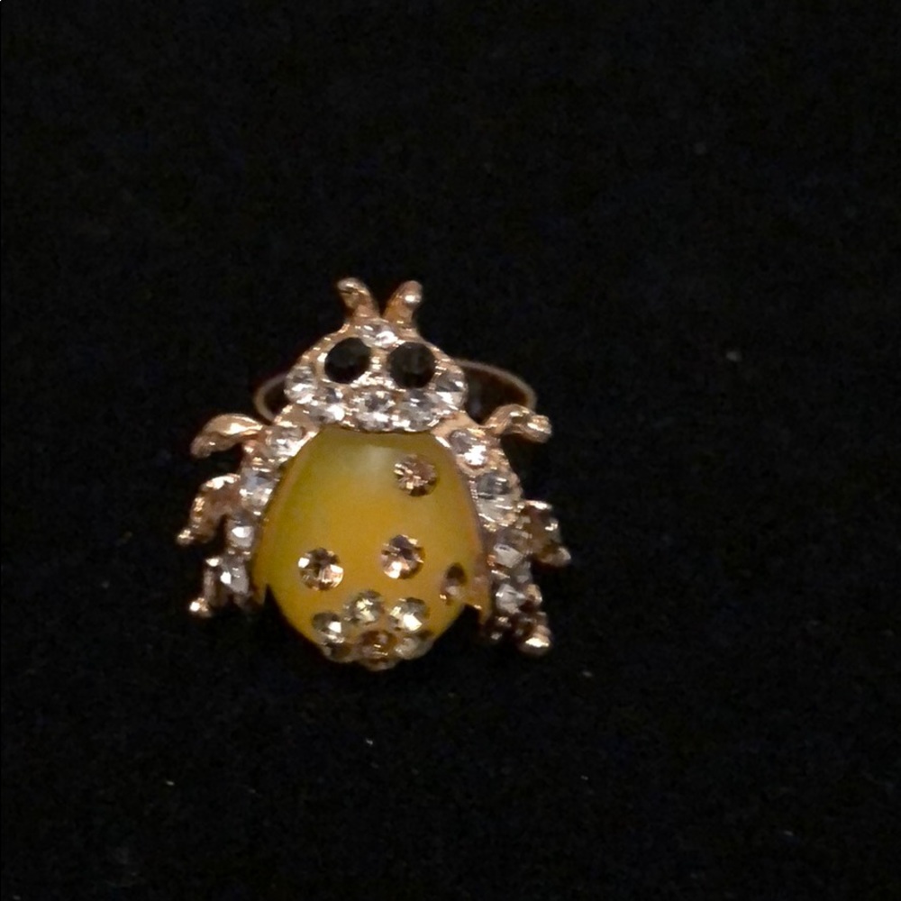 Ring yellow collection
