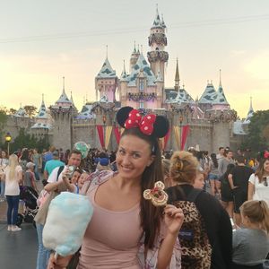 Meet your Posher, Mila