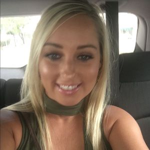 Meet your Posher, Nicole