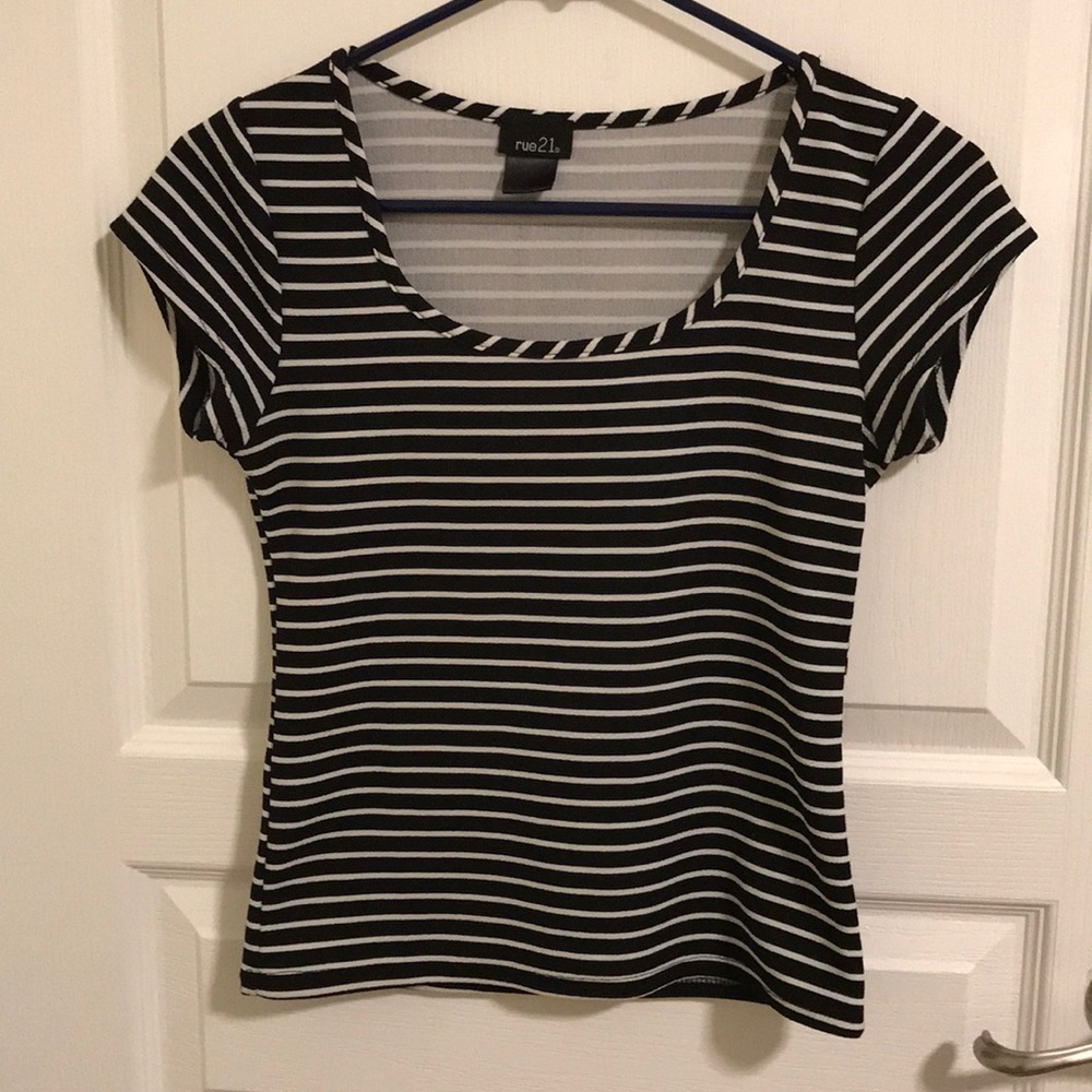 Rue 21 Striped Crop Top S