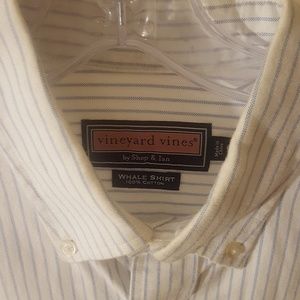 Vineyard Vines Mens Woven Long Sleeve Whale Shirt.