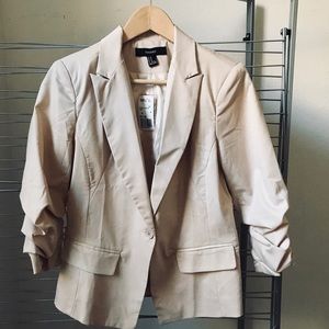 Tan / cream blazer with ruffles sleeves