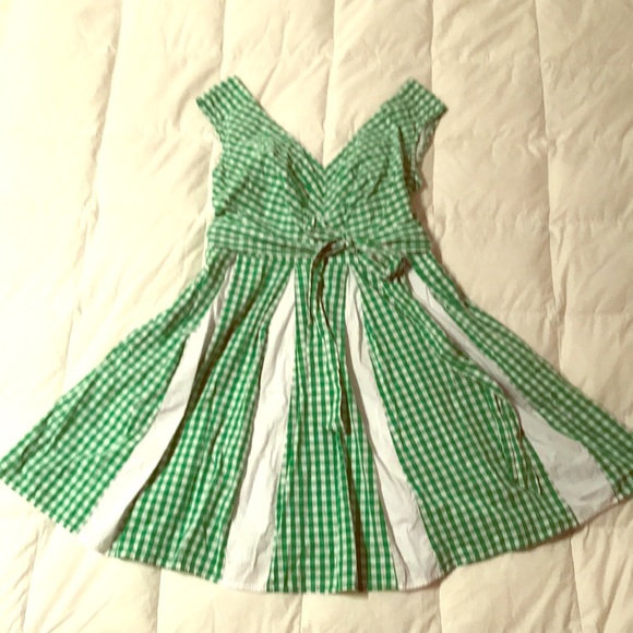eshakti Dresses & Skirts - EShakti fit & flair dress!