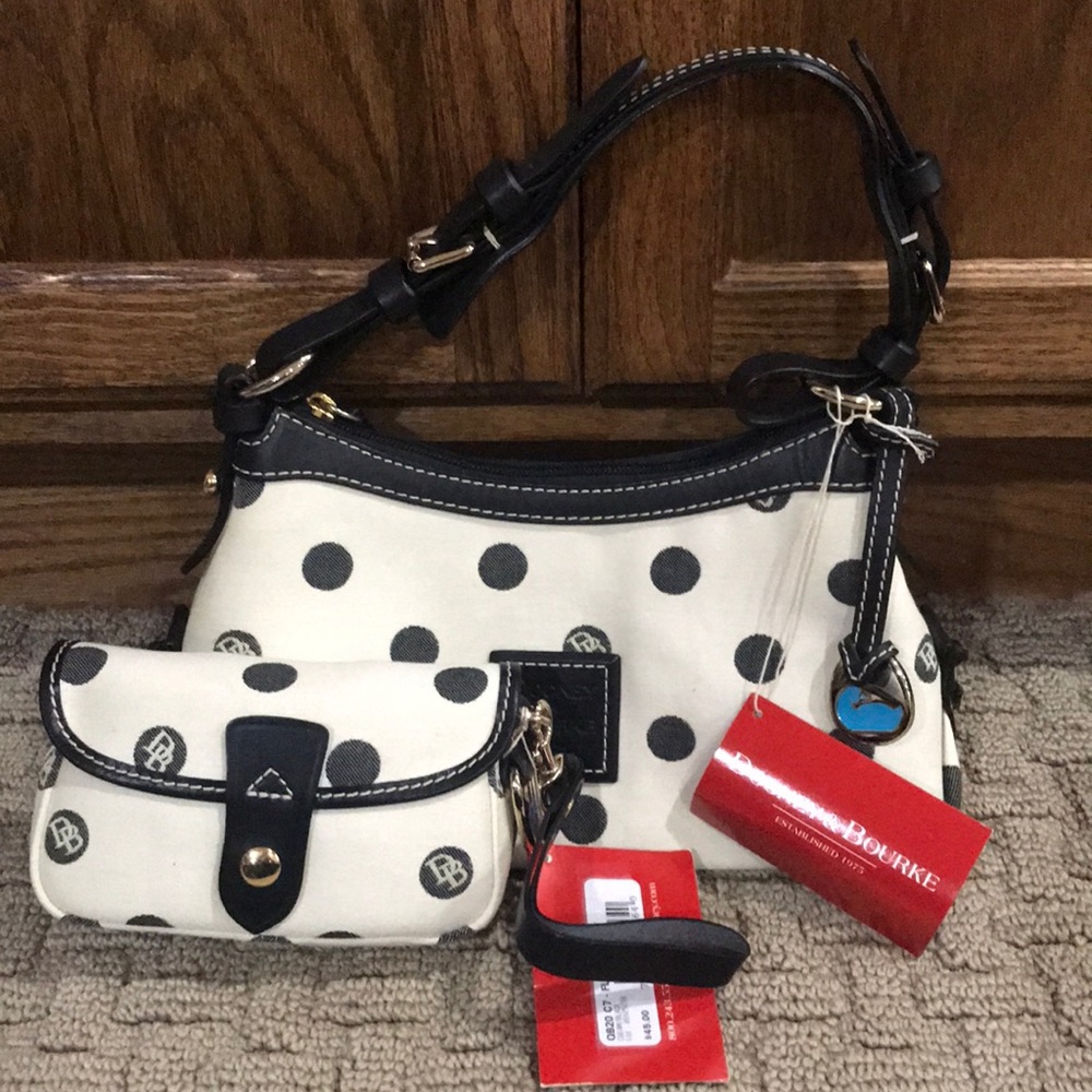 Dooney & Bourke Handbag and wristlet