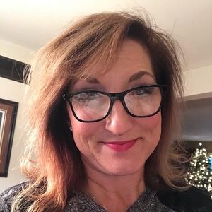 Meet your Posher, Dawn