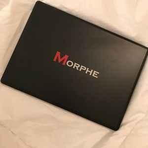 Morphie 350 eyeshadow Palette