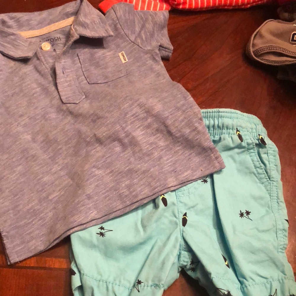 Oshkosh baby boy set size 9 months