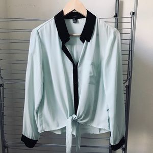 Mint collar shirt with front tie