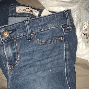 Hollister jean leggings!