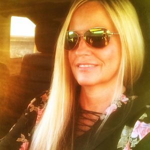 Meet your Posher, Angie